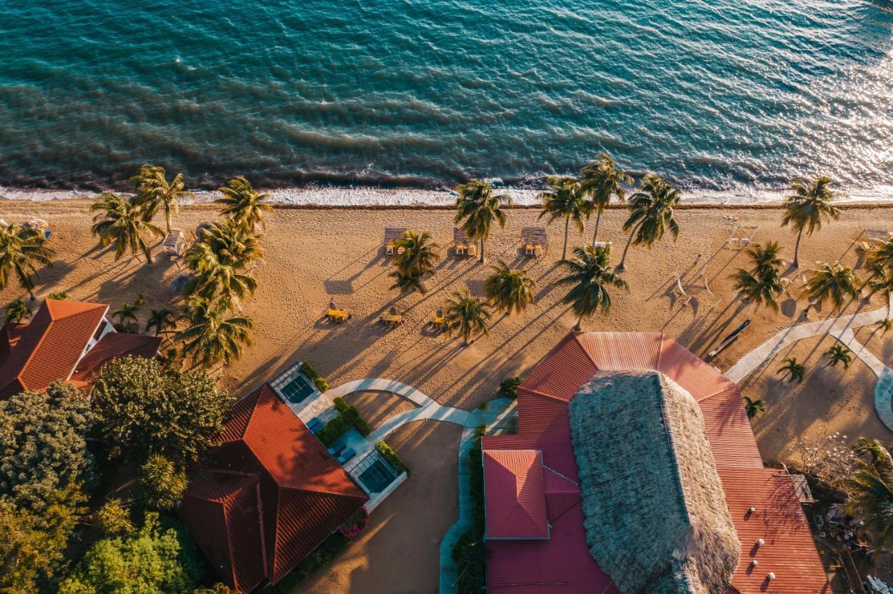 The Lodge At Jaguar Reef Hopkins Ngoại thất bức ảnh