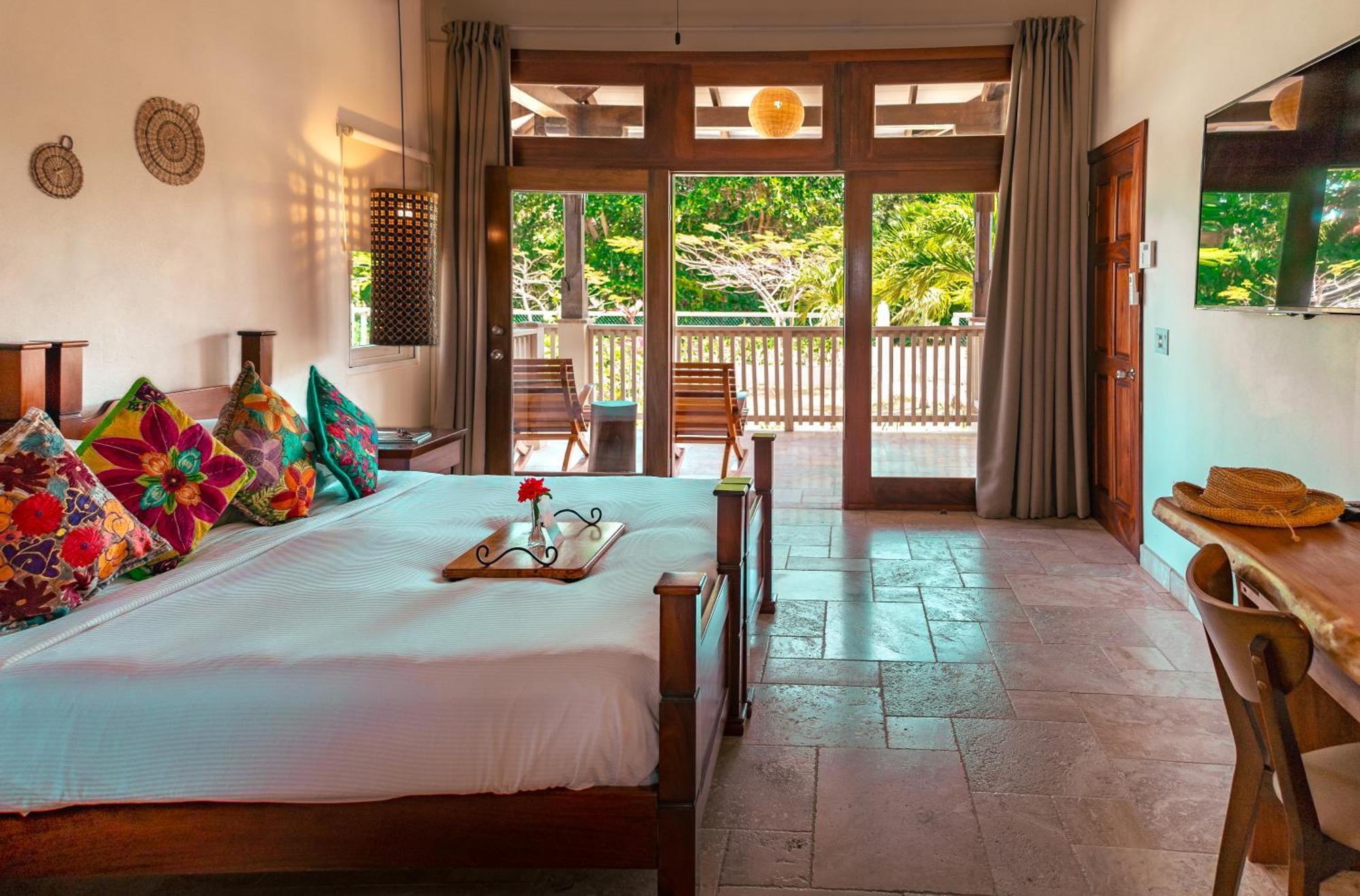 The Lodge At Jaguar Reef Hopkins Ngoại thất bức ảnh