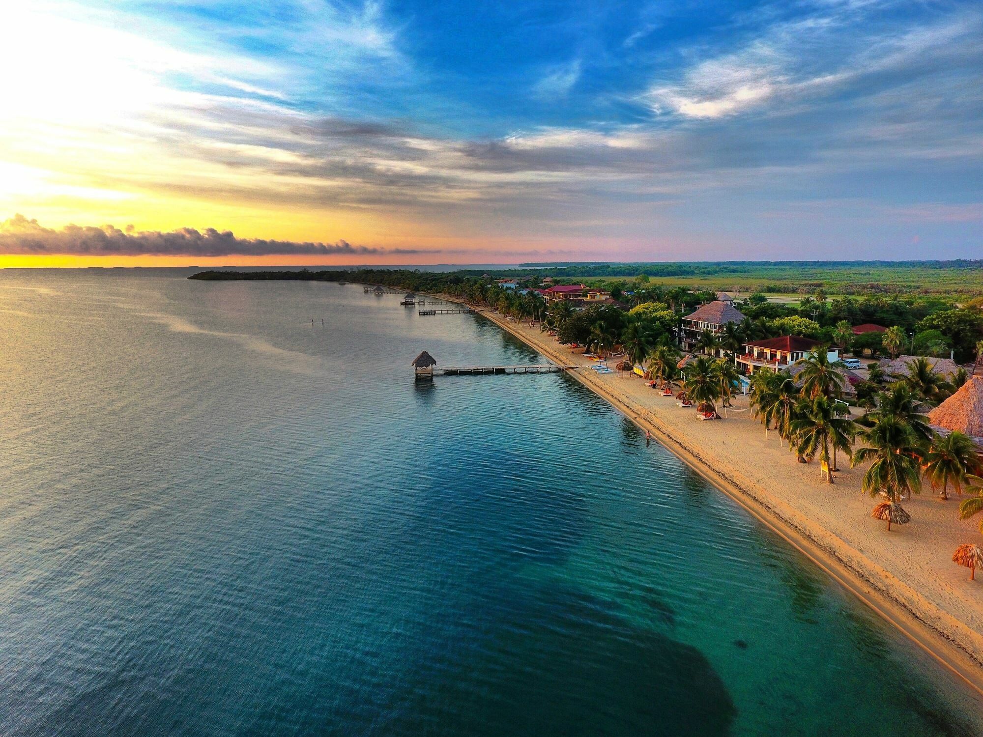 The Lodge At Jaguar Reef Hopkins Ngoại thất bức ảnh